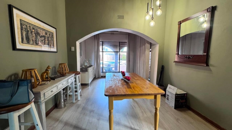5 Bedroom Property for Sale in Royldene Northern Cape